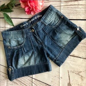 Folded & Hung Jean Shorts